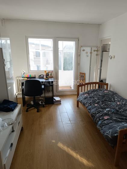 Garsonieră de închiriat- zonă centrală, strada Cireșilor - 3