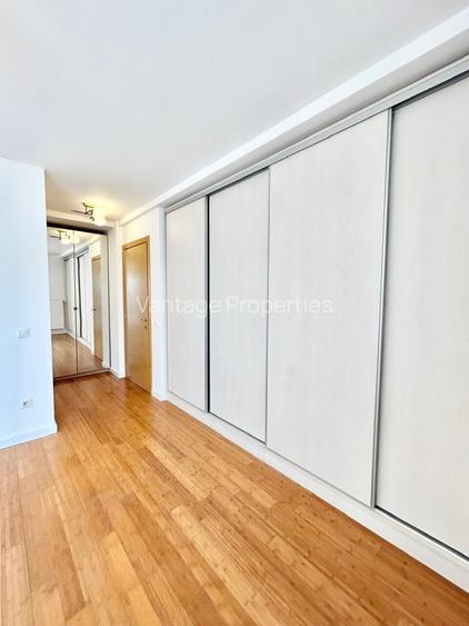 Villa, complex with swimming pool, tennis court, Iancu Nicolae - 10