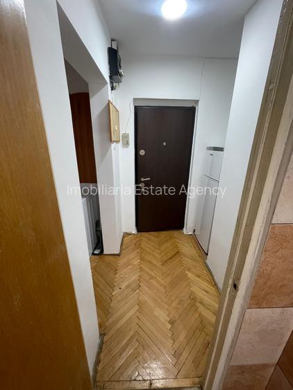 Garsoniera Dristor, 4 minute de metrou, stradal, mobilată si utilată complet - 15