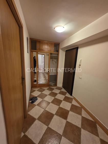 Apartament 2 camere, statiunea Mamaia - Butoaie 69999 euro - 4