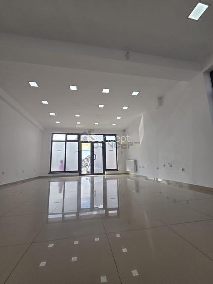 Inchiriere spatiu comercial stradal langa Penny Market - 10