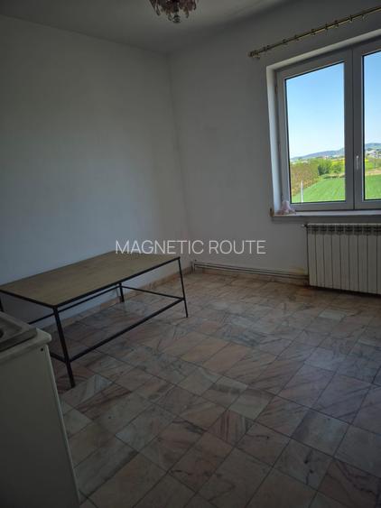 Hală cu birouri de închiriat - 10