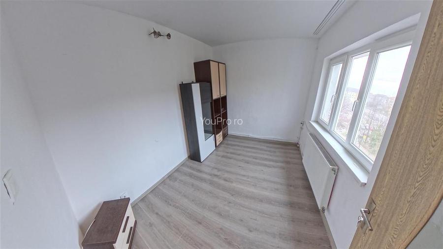 Apartament cu 2 camere decomandat etaj 4 zona Soarelui - 7
