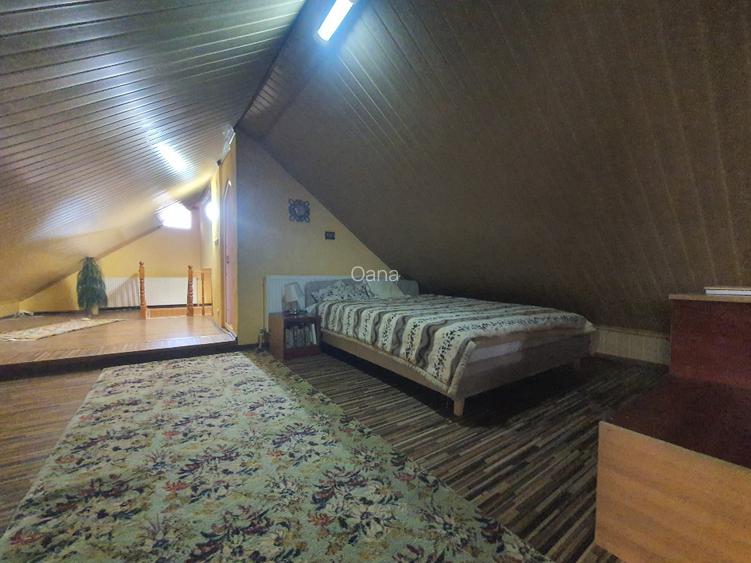 Vând casă cu  5 camere  - 9