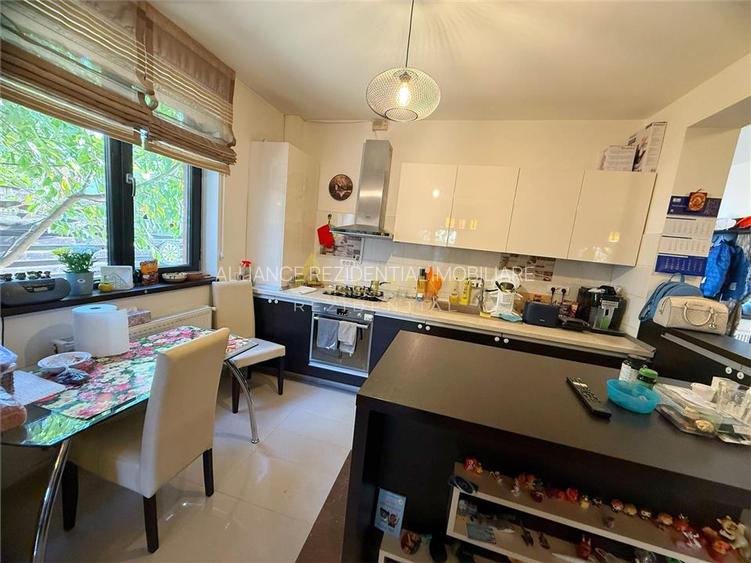 Duplex Mobilat / 4 Camere / 2 Bai / Teren 200 mp - 15