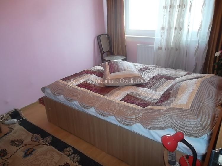 Vand apartament 3 camere decomandat in Deva, zona Carpati, - 8