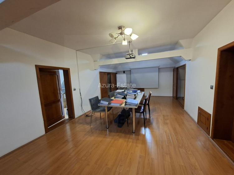 Spatiu birouri casa individuala curte proprie 9 birouri Selimbar - 11