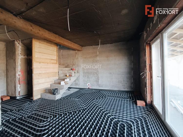 Duplex 4 camere si teren de 300 mp - zona Mosnita Veche  - 2