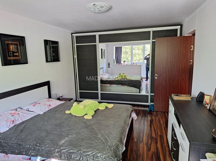 Apartament 3 camere, decomandat, et. 1, Sat Vacanta-Parcul Tabacariei - 5