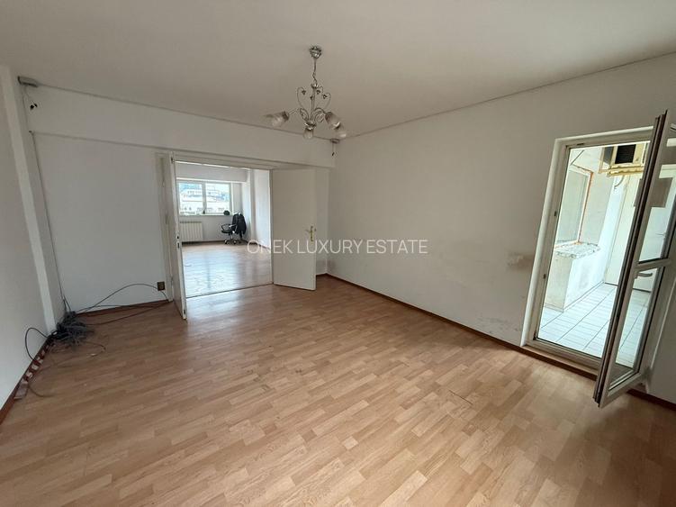 Apartament de vanzare 4 camere Victoriei ultracentral - 2
