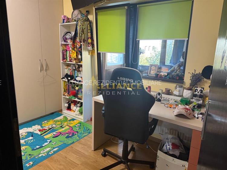 Casa tip duplex - 4 camere - 2 bai - 200mp teren - 7