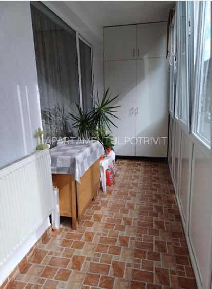 Oportunitate !! De vanzare apartament cu 2 camere si 3 balcoane in zona Eroilor - 8