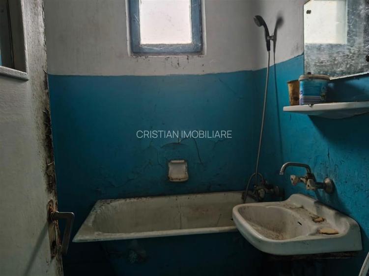 Super pret! Ap.2 cam, conf 2, Viziru 1, zona buna! - 5