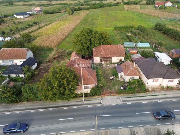 Casă de vânzare in Hideaga la drumul National - 12