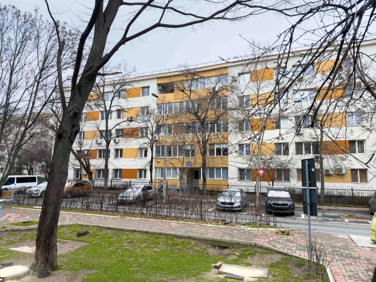 Titan- str Bucovina care face legatura  intre doua parcuri - 13