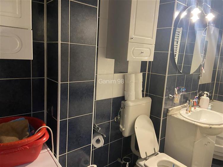 Apartament 4 camere , zona centrala - Inspectoratul Scolar ,suprafata 109 mp , e - 12