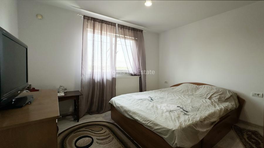 Casa cu 4 camere si garaj cu rampa-teren 500 mp-jud. Constanta - 14