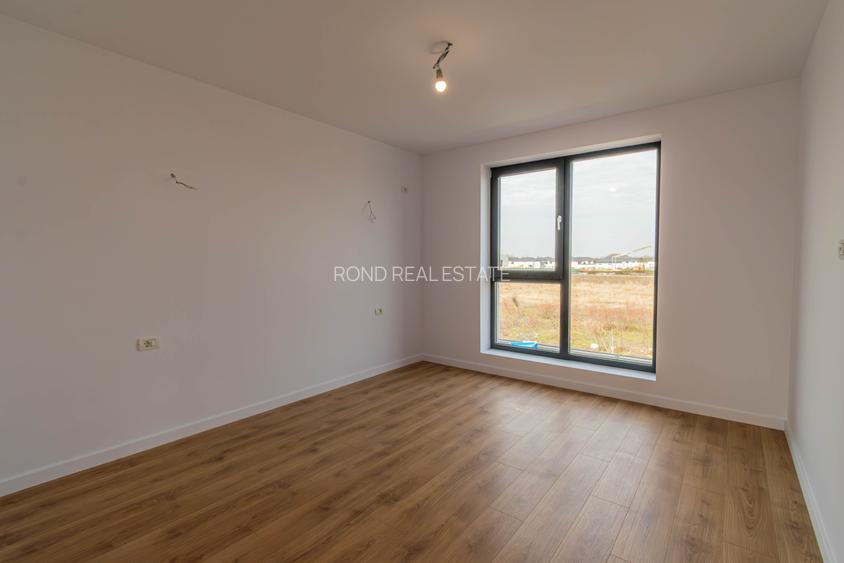 O casă sub propria ei lună - 24