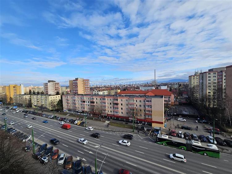Apartament 3 camere, langa ITC, pe str. Alexandru Vlahuta - 11