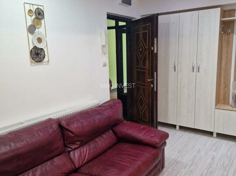 Apartament cu 3 camere, parter - zona Tiglina 2, CEC - 4