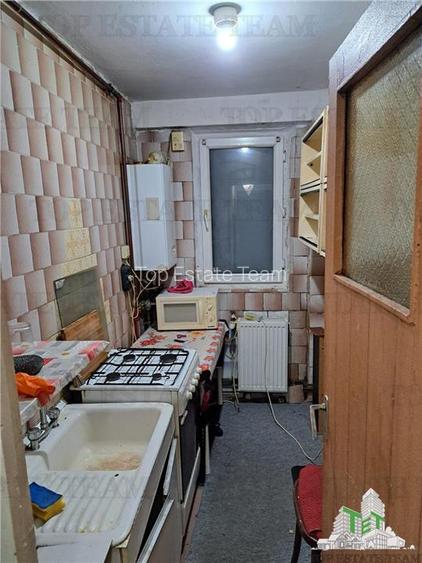 Apartament 2 camere centrala proprie metrou Lujerului - 2