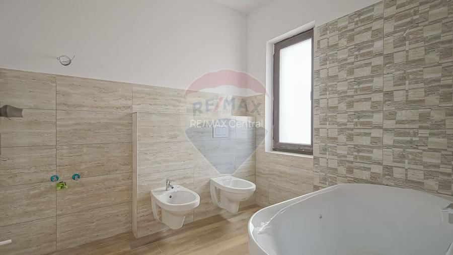 Casă Tip Duplex,  Săcele - 24