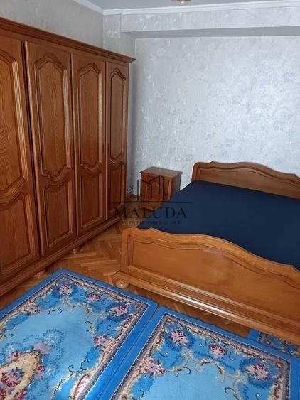 De închiriat | 3 camere cf. 1 decomandat | Gavana 3