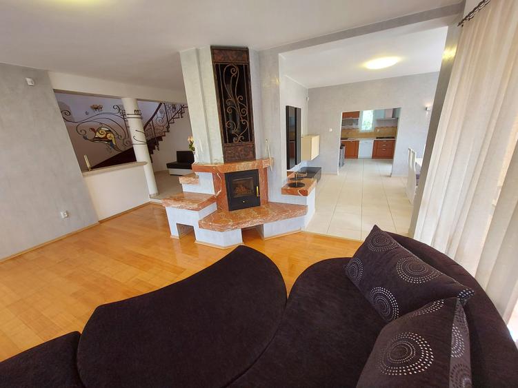 Vilă premium de închiriat, Făget, 400 mp și 2.412 mp teren