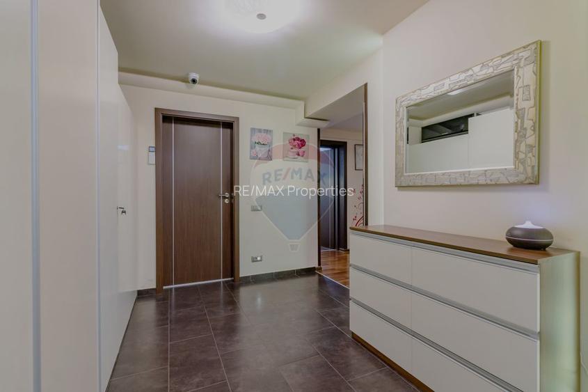 Apartament special | 137.36mp utili | 143mp utili totali | 2009 - 6