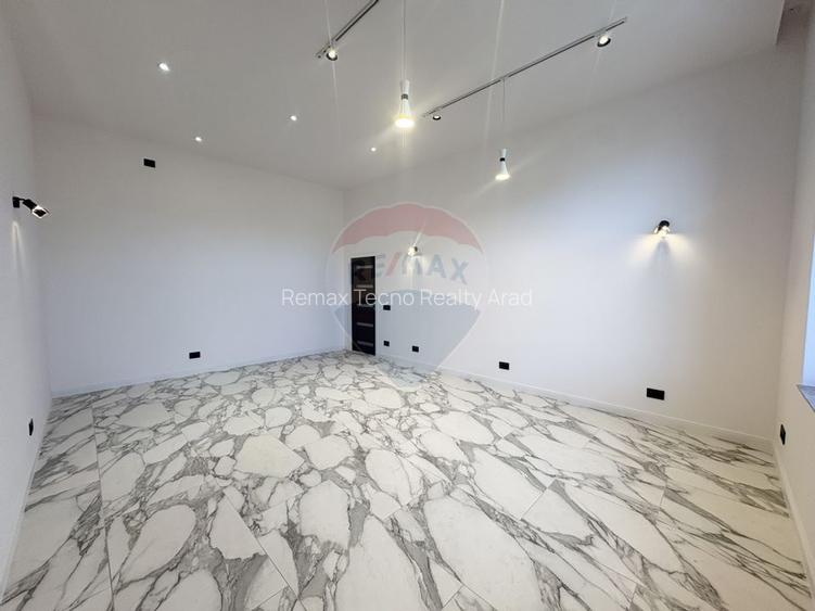 La inchiriere sp Birouri Premium 123mp Bulevardul Revolutiei etajul 1 - 2