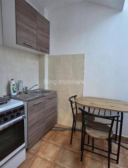 Apartament 1 camera, decomandat, zona semicentrala - 4