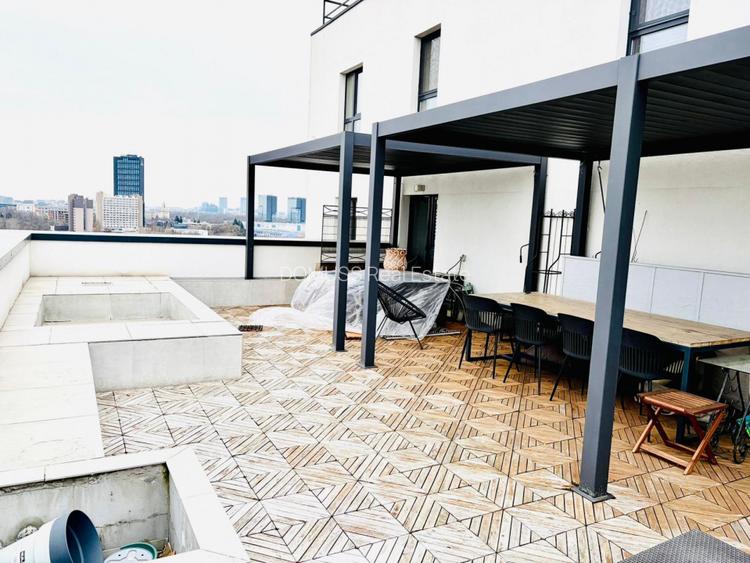 3 CAMERE | PARCULUI 20 | PAJURA | 1 MAI | EXPOZITIEI | CASA PRESEI | - 9