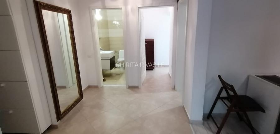 INEL 1 STR. SoveJA Apartament cu 3 camere decomandate Bloc NOU - 17