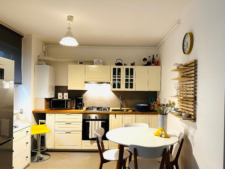 Vând garsonieră zona Stadionului  - 2