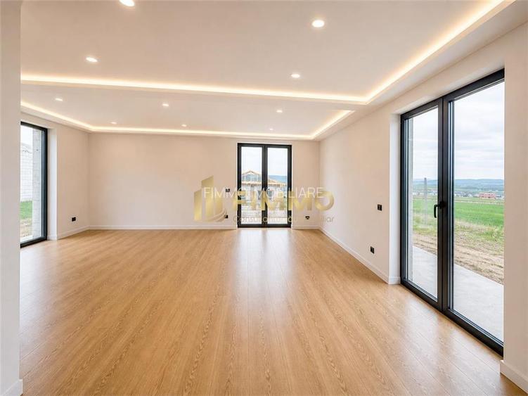 Casa Individuala | Ipotesti | 200 mp | Avans + rate | Suceava | ID:1742 - 5