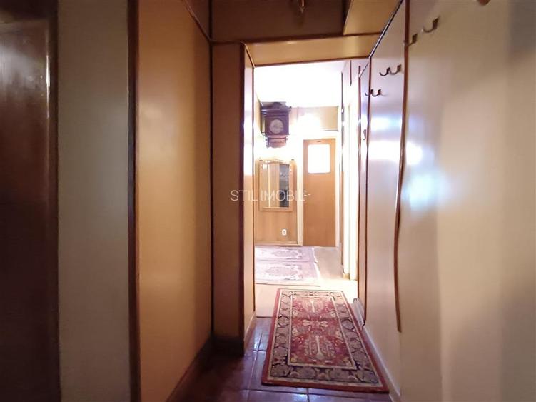 Apartament 3 Camere Decomandat - Blv Independenței- 550 euro - 10