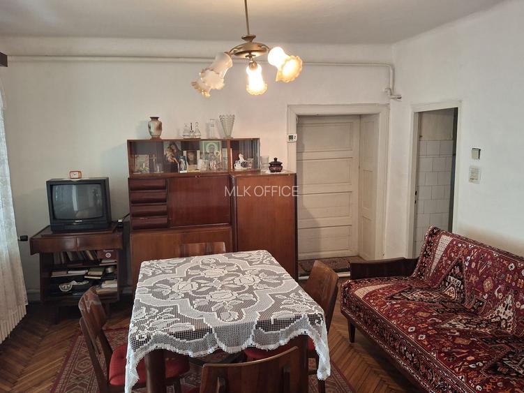 Casa de vanzare in Baciu. - 2