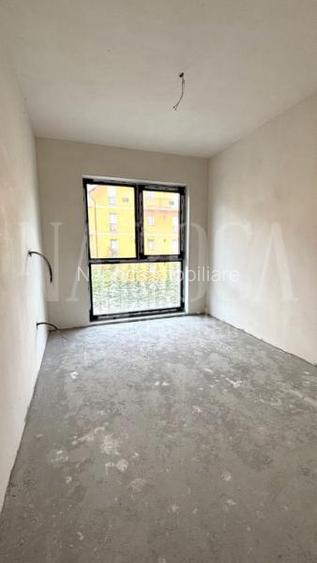 Casa 4 camere de vanzare in Floresti - 2