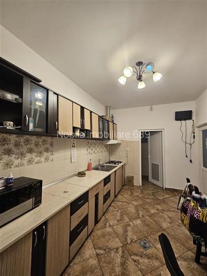 SPATIU COMERCIAL DE VANZARE ONESTI - 10