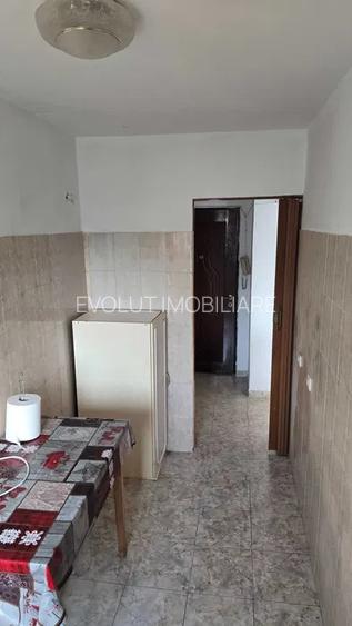 garsoniera decomandata-zona inel II - 5