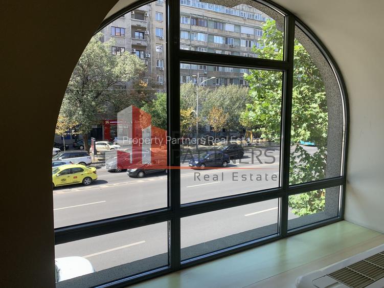 Spatiu comercial / show-room, magazin central - Universitate. - 5