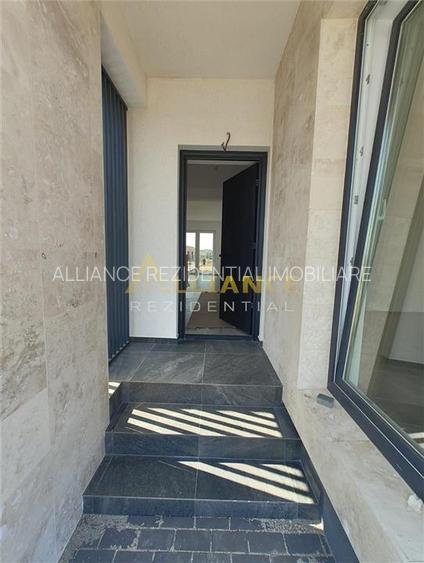 Casa Individuala - 3 camere - 2 bai - 356 mp teren - 10