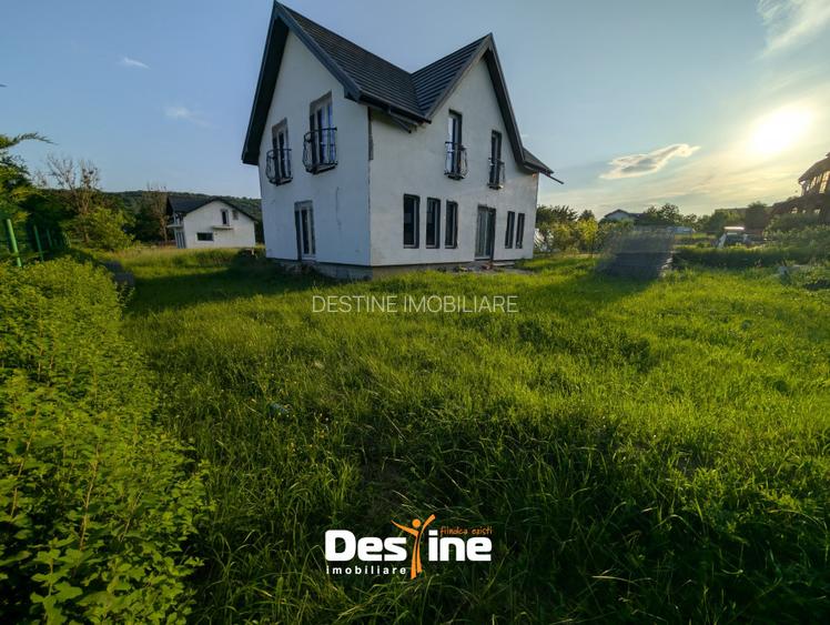 Dobrovat - Casa la Rosu P+1+Pod 129 mp Utili 1000 mp Teren - 3