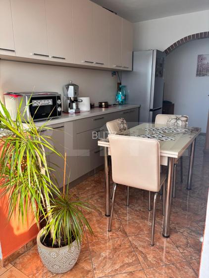 Apartament spatios, 2 camere, decomandat, 58 mp, zona Craiter - 6