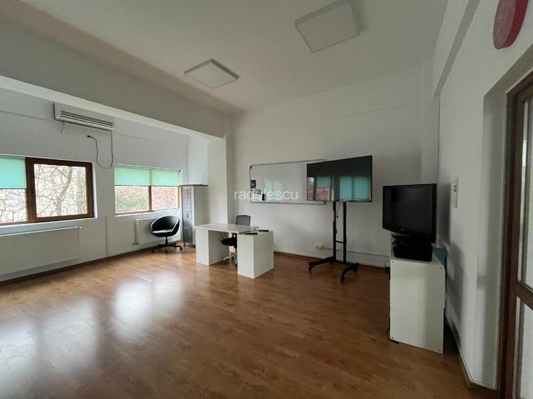BIROU SPATIOS in cladire de birouri. PLOIESTI Str. Trotus4 - 5