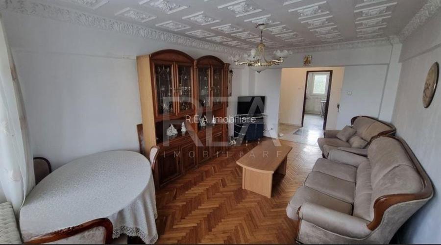 4 camere Chisinau decomandat,centrala,inst. schimb.,et. 5,an 1981,105 mp - 2