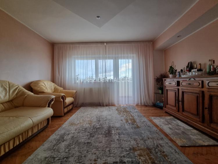 Neagoe Voda- 3 camere decomandate/doua balcoane/priveliste frumoasa  - 3