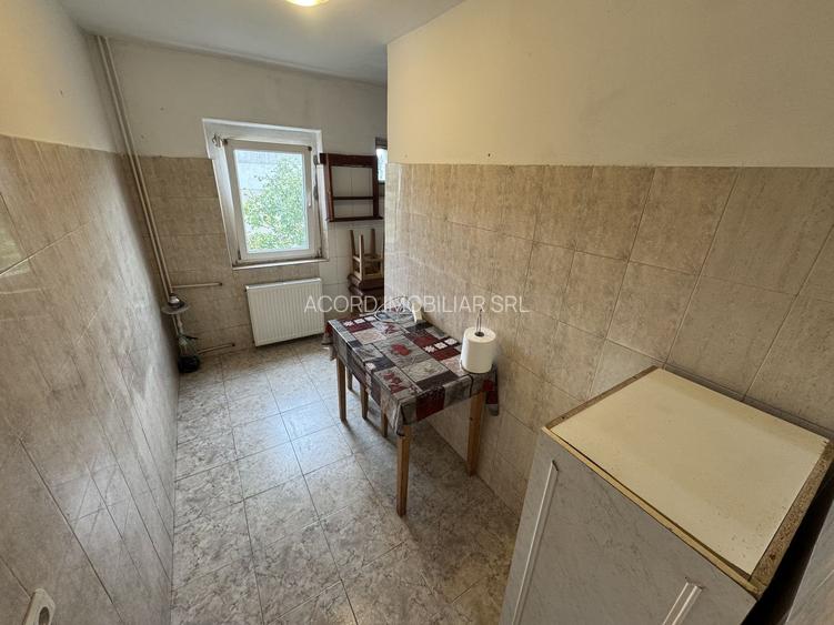 Garsoniera zona Inel 2 - 3