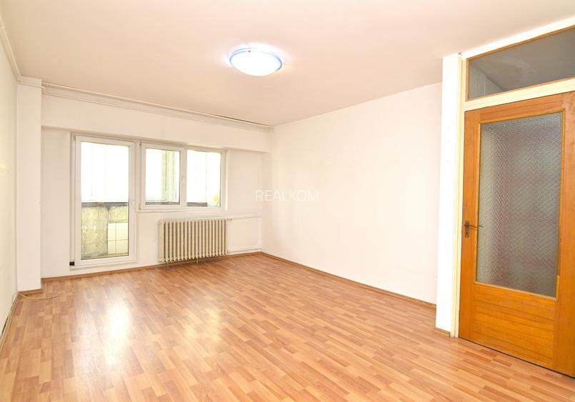 VANZARE GARSONIERA ZONA DECEBAL – METROU PIATA MUNCII -COMISION 0% - 5