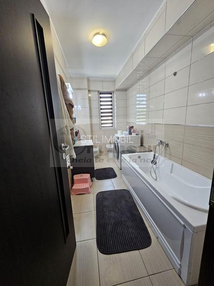 Bucium apartament 3 camere decomandat 145.000 euro - 11